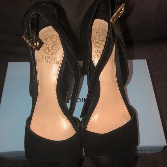 Vince camuto platform heels - Picture 4 of 5